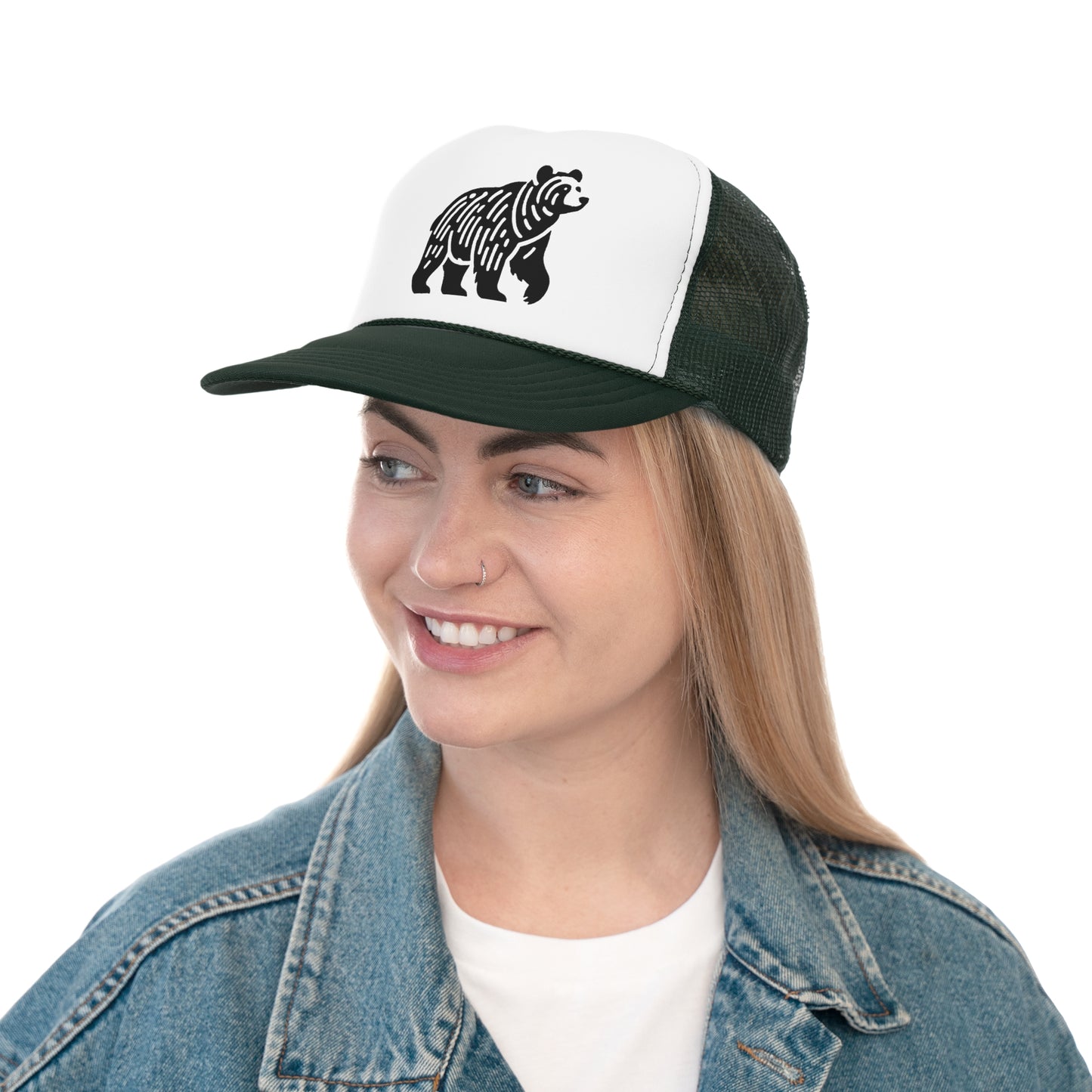 scandinavian minimalistic BEAR Design Trucker Cap – Outdoor Adventure Hat for Nature Lovers
