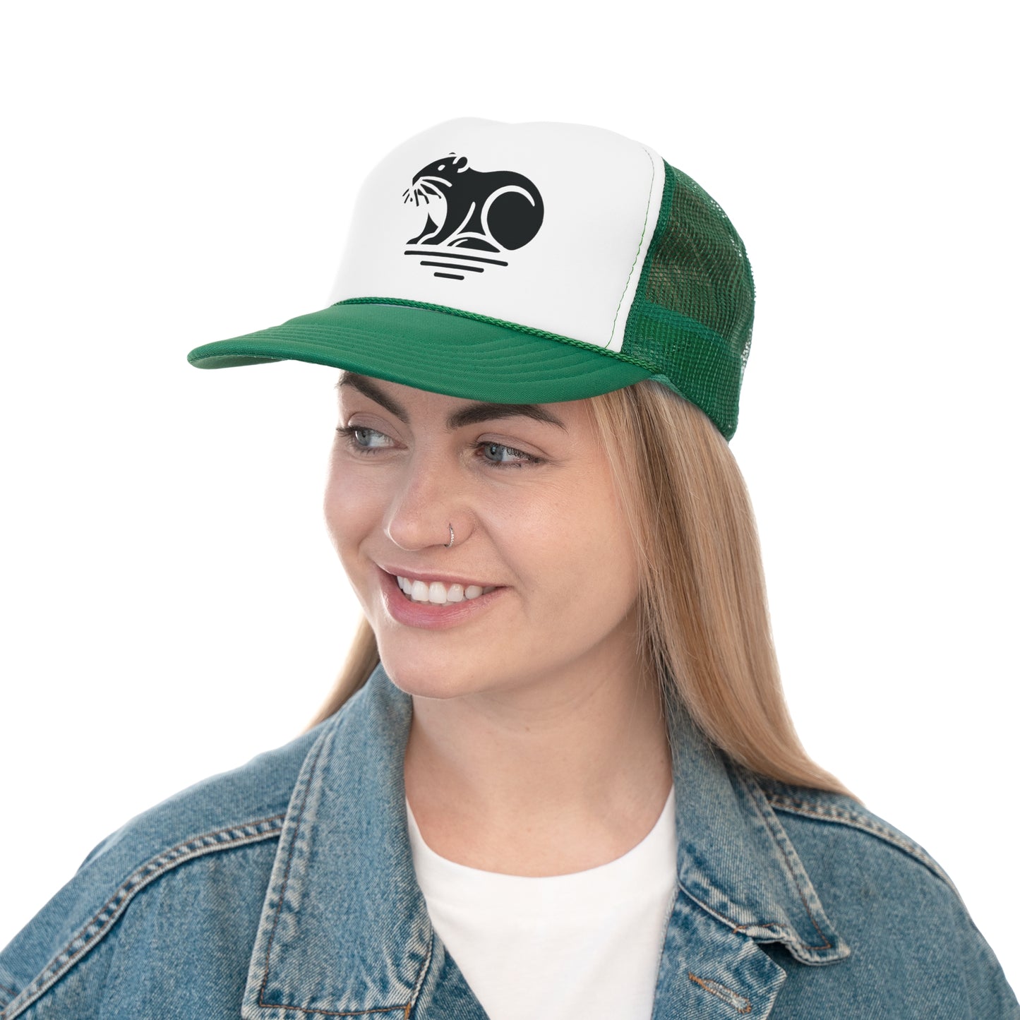 scandinavian minimalistic BEAVER Design Trucker Cap – Perfect for Outdoor Enthusiasts and Nature Lovers