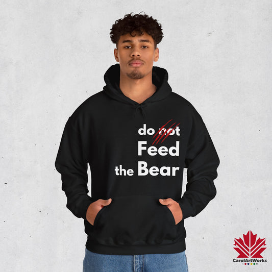 Funny “Do Not Feed the Bear” Unisex Hoodie – Perfect for Outdoor Lovers