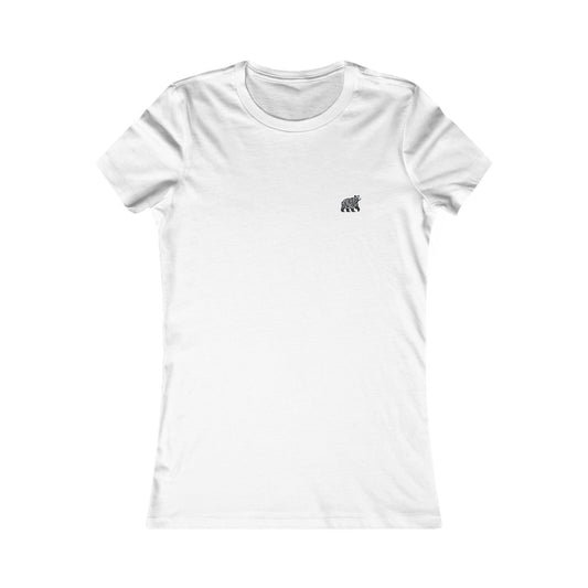scandinavian minimalistic BEAR Design Women’s Favorite Tee – Perfect for Casual Wear and Nature Lovers