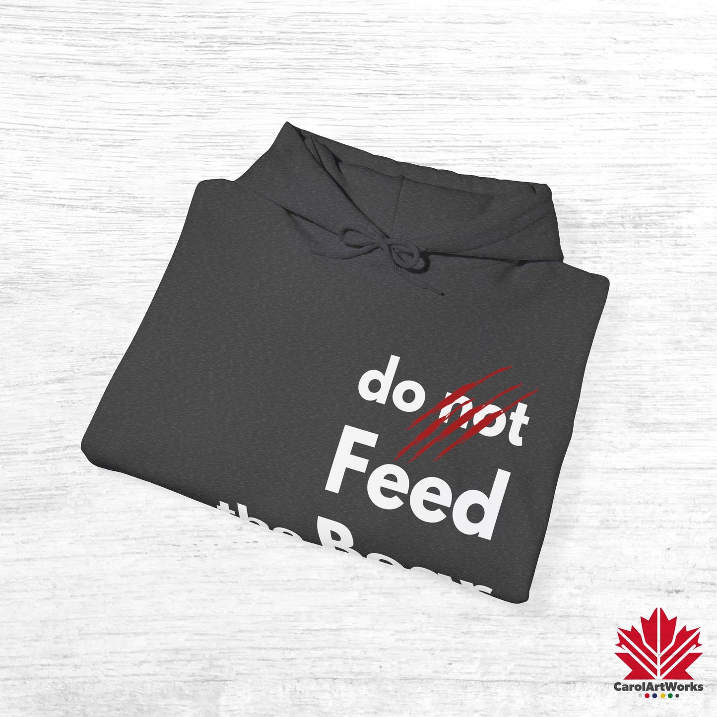 Funny “Do Not Feed the Bear” Unisex Hoodie – Perfect for Outdoor Lovers