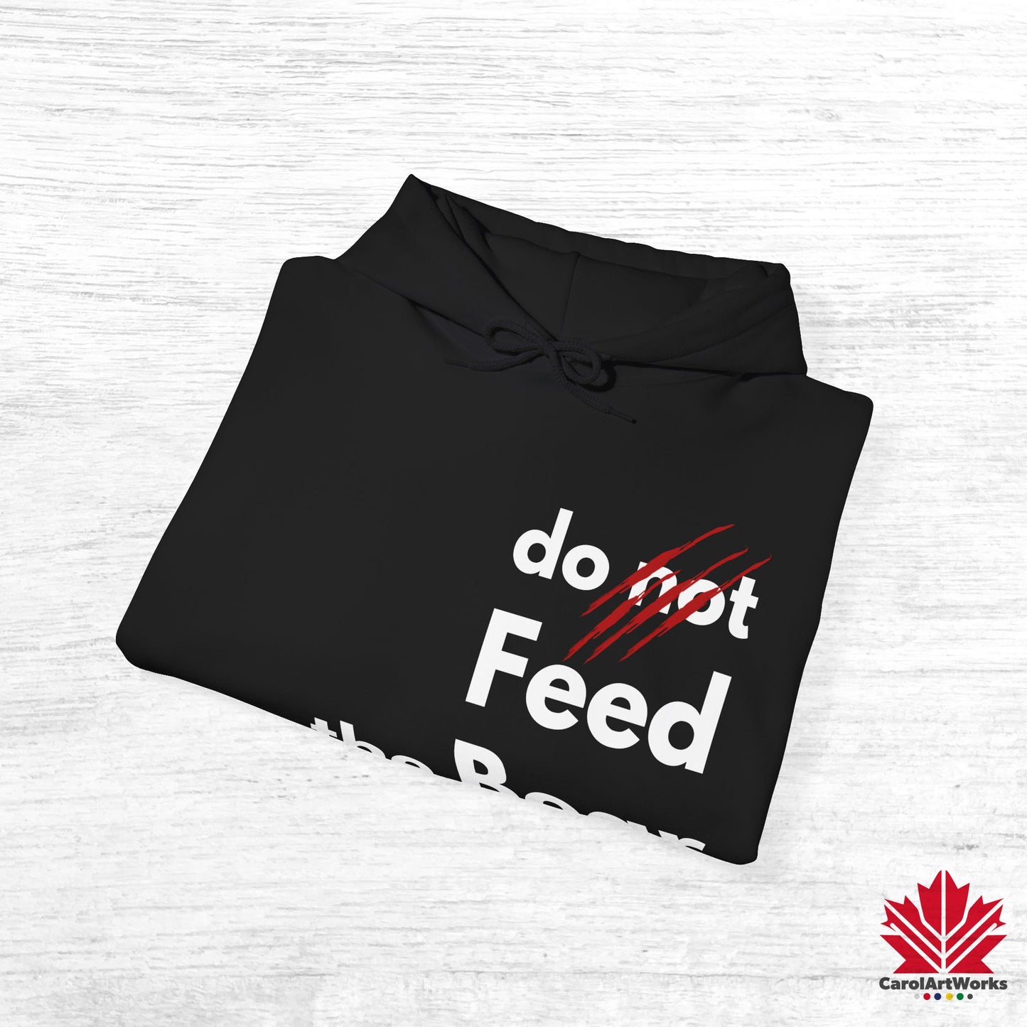 Funny “Do Not Feed the Bear” Unisex Hoodie – Perfect for Outdoor Lovers