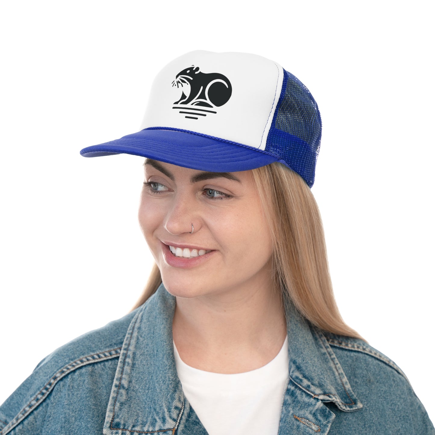 scandinavian minimalistic BEAVER Design Trucker Cap – Perfect for Outdoor Enthusiasts and Nature Lovers