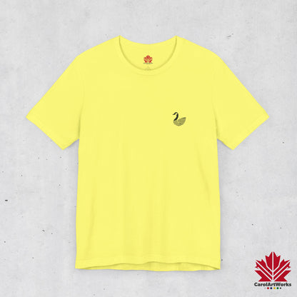 scandinavian minimalistic CANADA GOOSE Design Unisex Short Sleeve Tee - Soft and Comfortable, Perfect for Everyday Wear and Nature Lovers