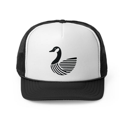 scandinavian minimalistic CANADA GOOSE Design Trucker Cap – Perfect for Nature Lovers