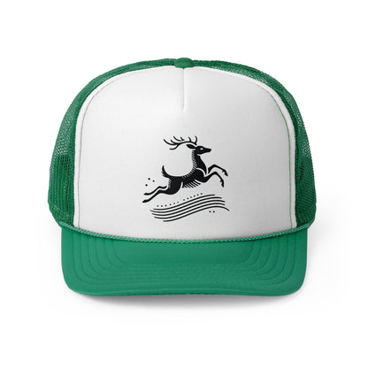 scandinavian minimalistic DEER Design – Wildlife-Inspired Trucker Cap