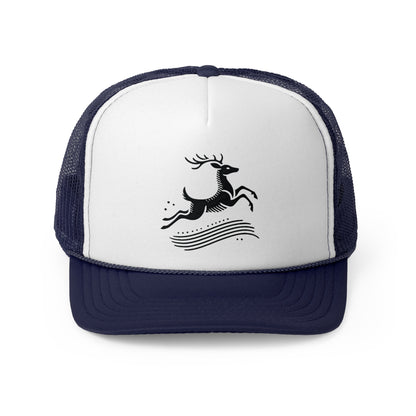 scandinavian minimalistic DEER Design – Wildlife-Inspired Trucker Cap
