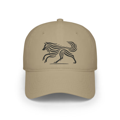 scandinavian minimalistic WOLF Design Baseball Cap – Perfect for Animal Lovers