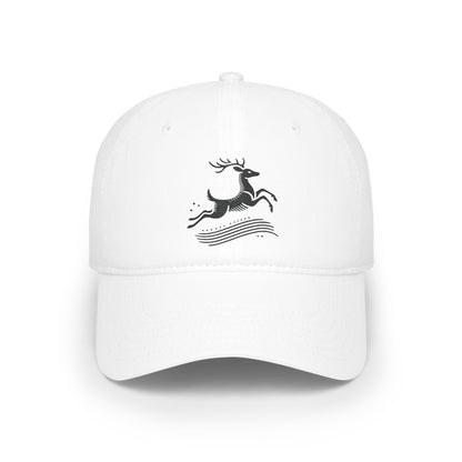 scandinavian minimalistic DEER Design Baseball Cap – Perfect for Outdoor Adventures