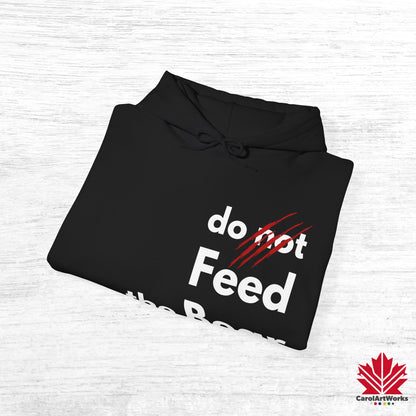 Funny “Do Not Feed the Bear” Unisex Hoodie – Perfect for Outdoor Lovers