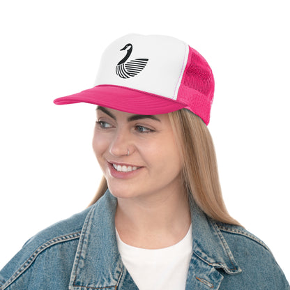 scandinavian minimalistic CANADA GOOSE Design Trucker Cap – Perfect for Nature Lovers
