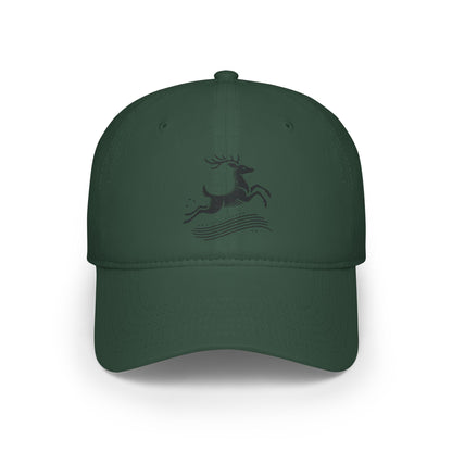 scandinavian minimalistic DEER Design Baseball Cap – Perfect for Outdoor Adventures
